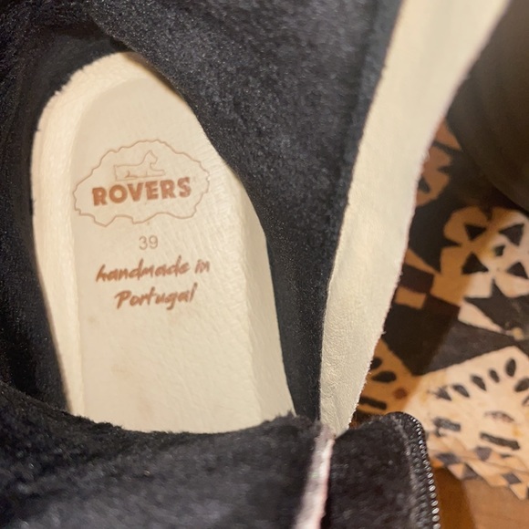 Boots - Picture 5 of 5